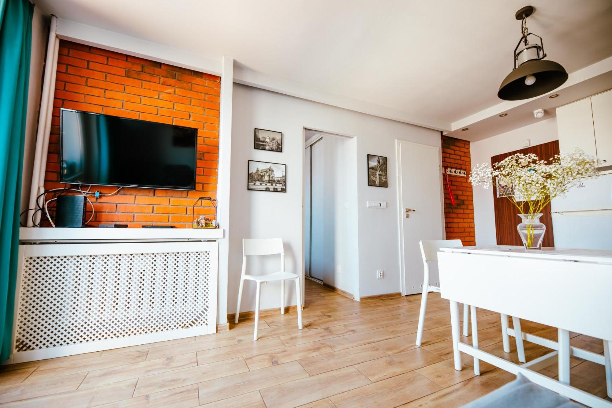 Bright 14Th Floor Central Home With Balcony & Views Warschau Buitenkant foto